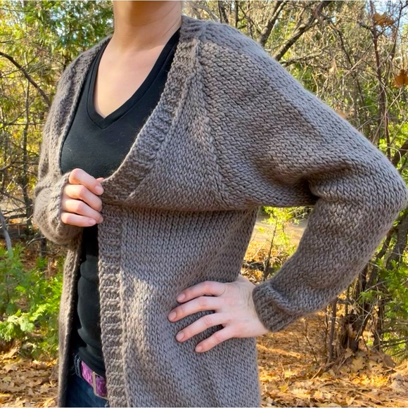 Hand Knit 100% Wool Cardigan - Picture 1 of 7